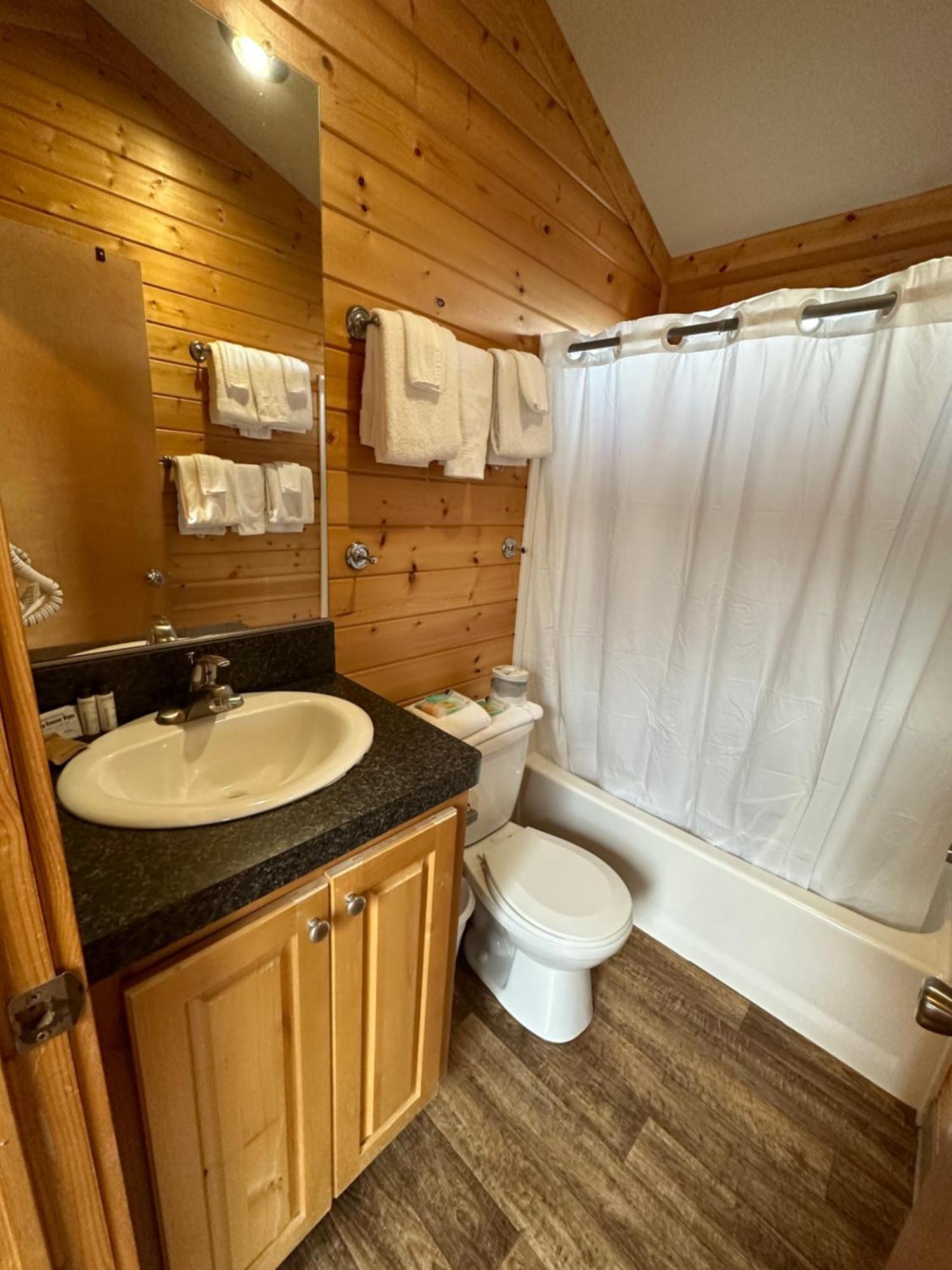 Westport Inn Cabins Eksteriør bilde